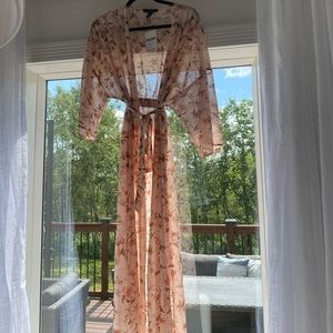 Gorgeous NWT Forever 21 Chiffon Kimono Duster